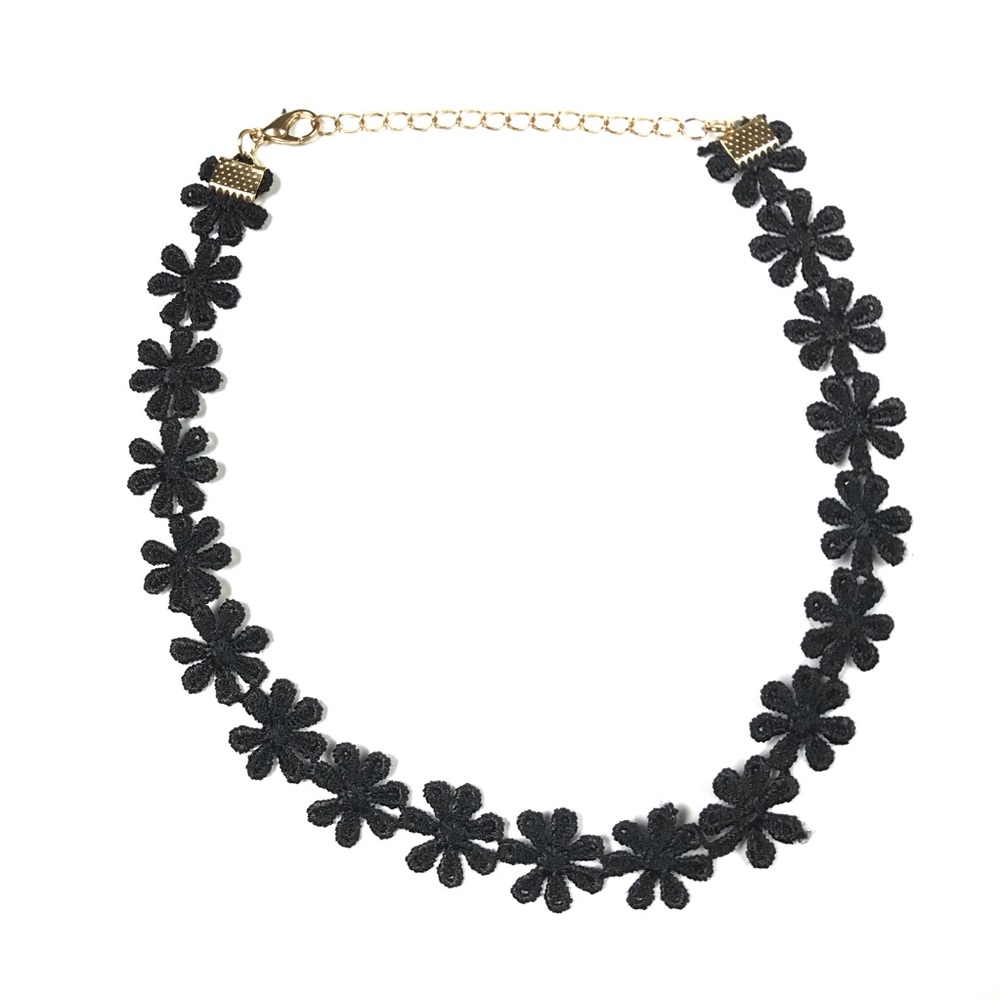 Flower Choker Necklace